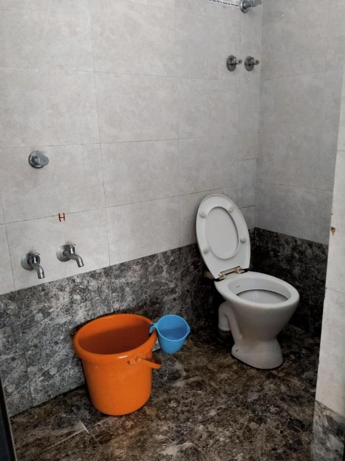 Hotel Gananjaya ゴカルナ エクステリア 写真